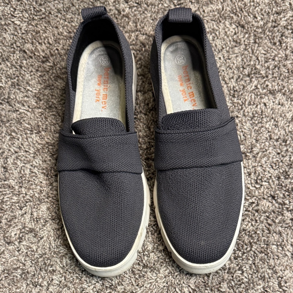 Bernie may New York size 38 women’s shoes